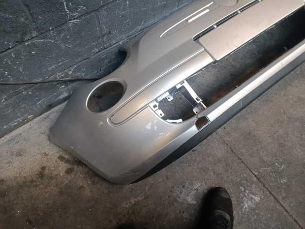 PARE CHOC AVANT FIAT - Vue 2